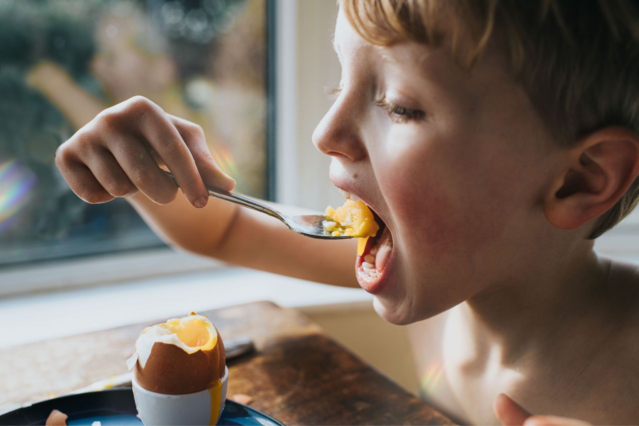 checking for egg allergy symptoms