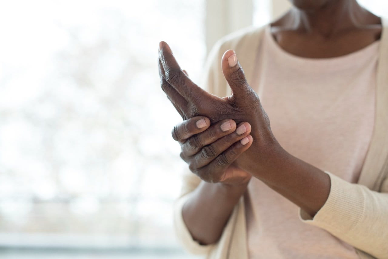 Woman with an injured hand